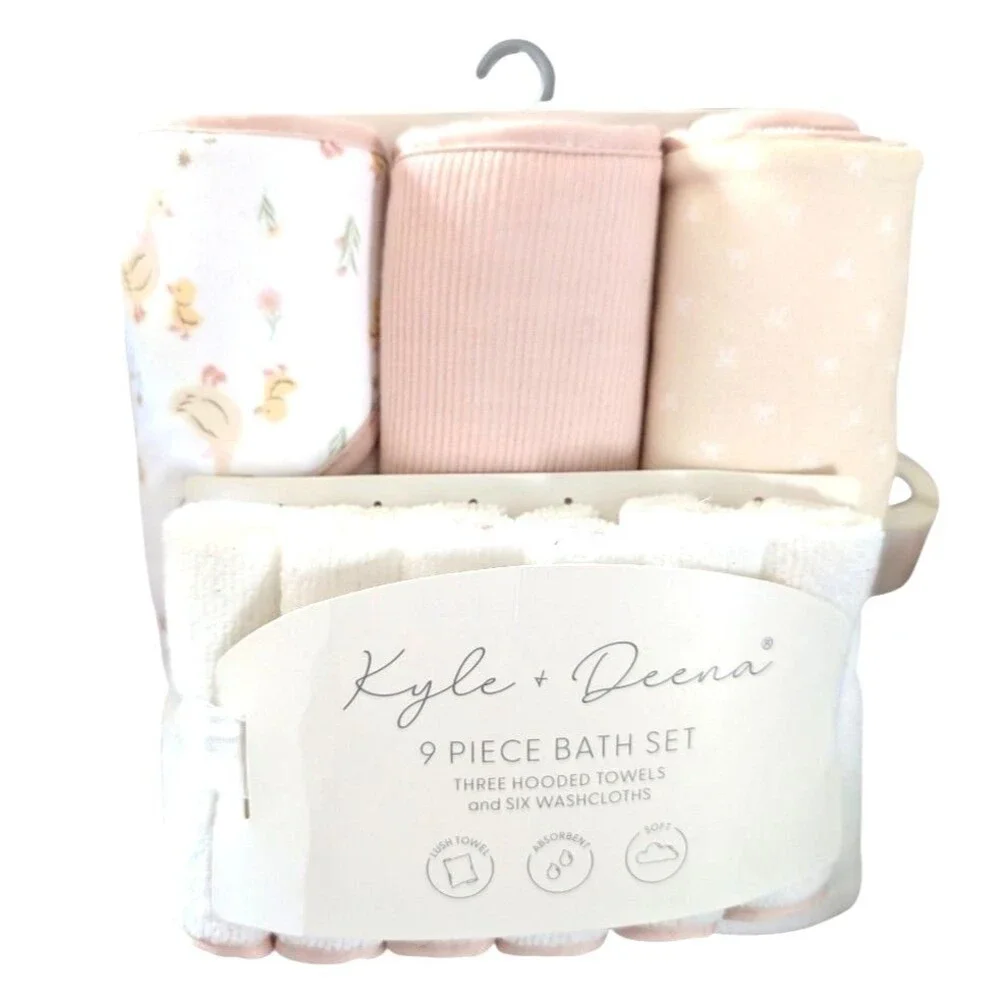 Kyle and Deena 9 Piece Bath Set Three Hooded Towels and Six Washcloths New